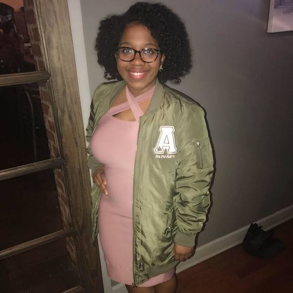 Meet the Posher Other - Meet your Posher, Mary